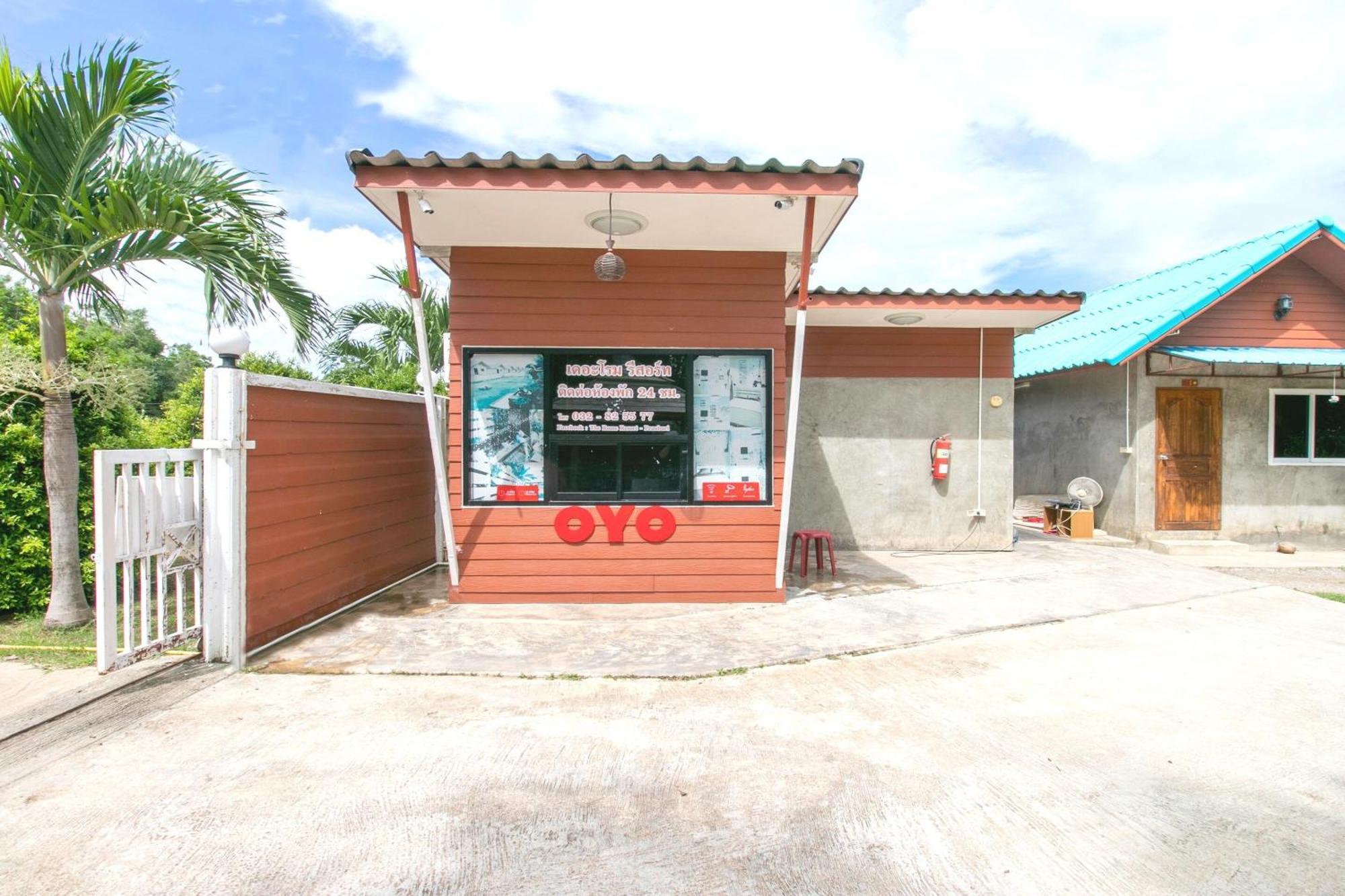 The Rome Resort Pran Buri Bagian luar foto