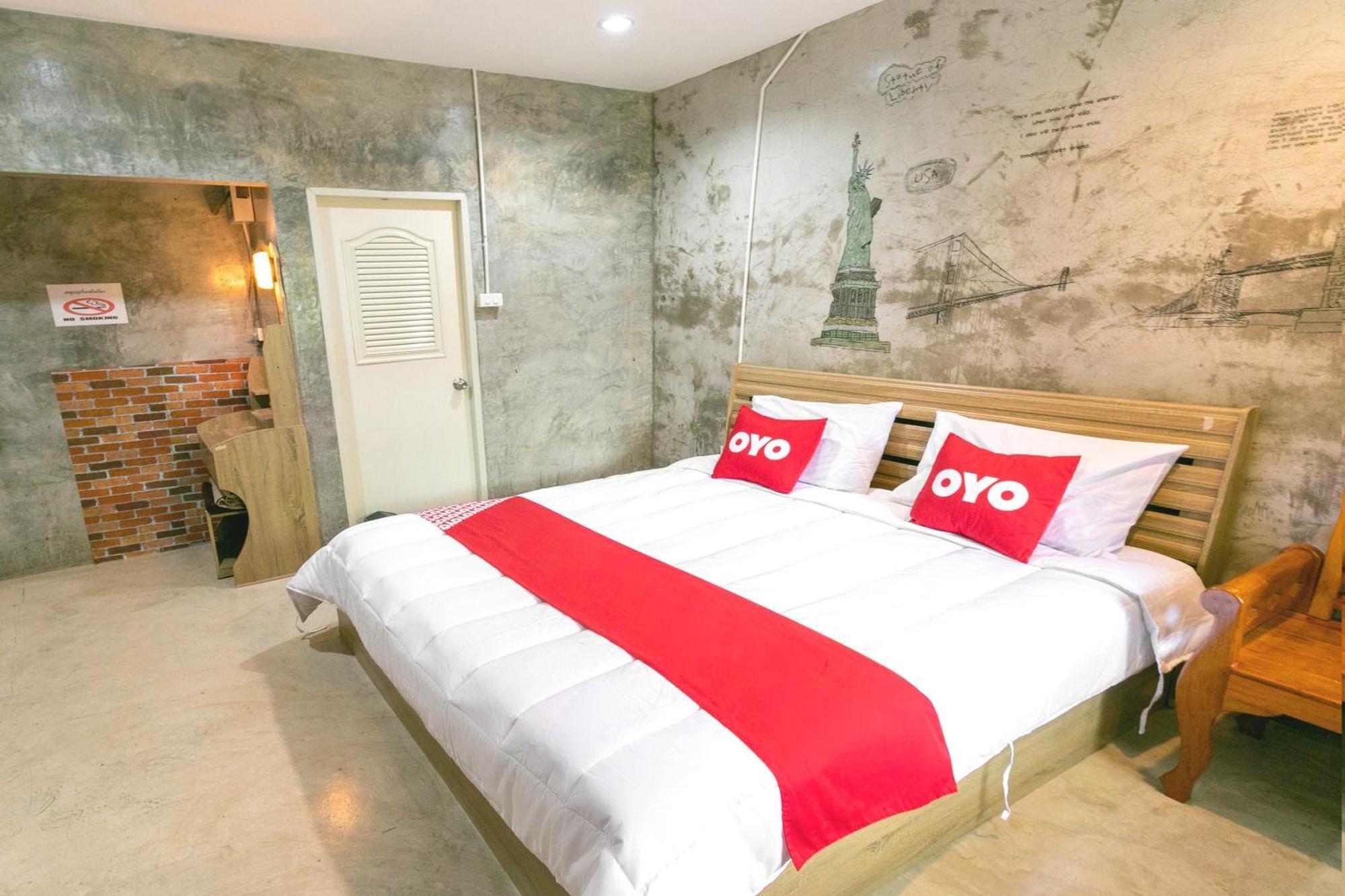 The Rome Resort Pran Buri Bagian luar foto